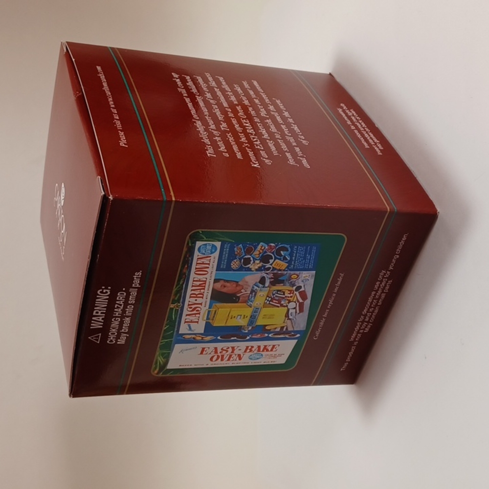 Carlton Cards Easy Bake Oven Ornament - Picture 4 of 11